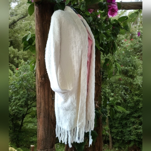 MinKas Cozy and Fuzzy Cream Open Front Long Fringed Cardigan Sweater - Picture 2 of 8